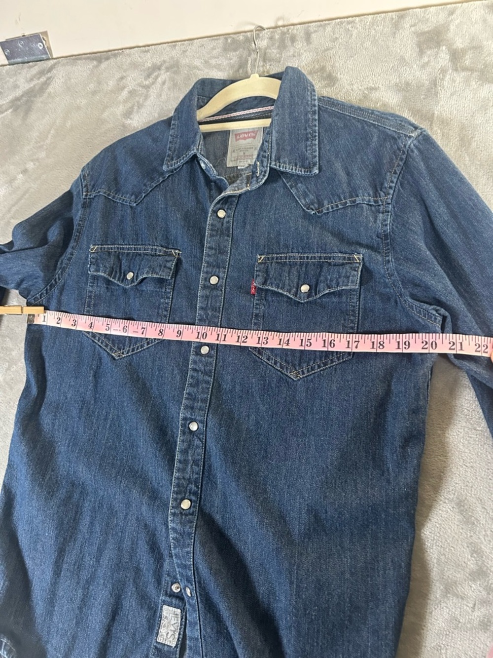 Levi's Dark Denim Western Shirt - Picture 13 of 14